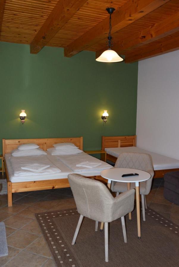 Nyitott Kapu Vendeghaz Hotell Felsőtárkány Eksteriør bilde